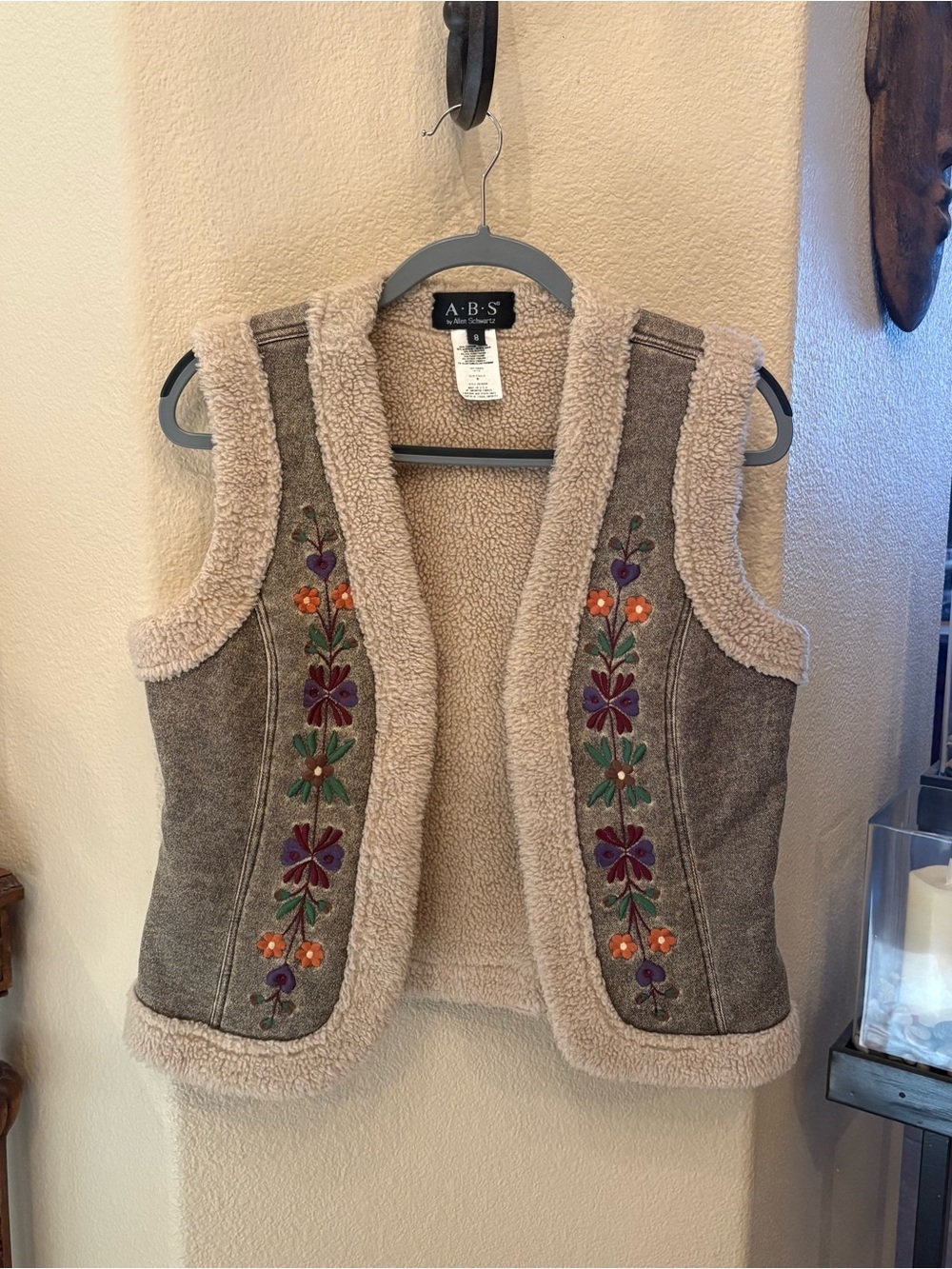 Vintage A·B·S Women Sherpa Lined Multicolor Floral Embroidered Boho Vest Size 8